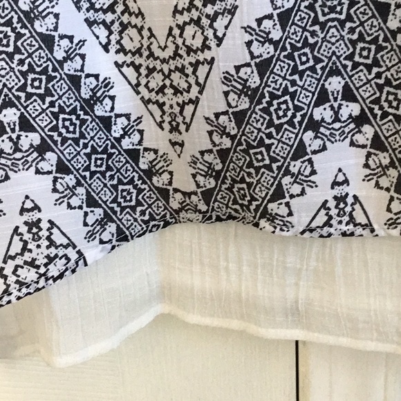 Two layer tiered tank - Picture 2 of 4